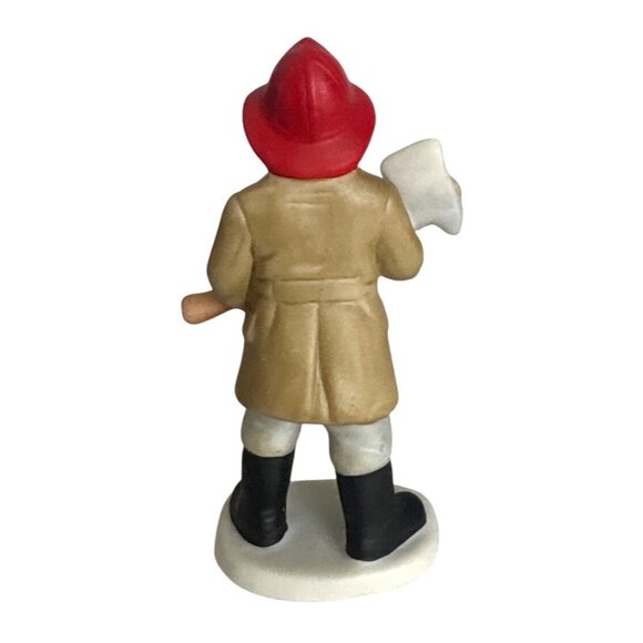 VTG‎ Lefton Colonial Village Fireman figurine, named "Bud Michaels" or Tom - Picture 4 of 6